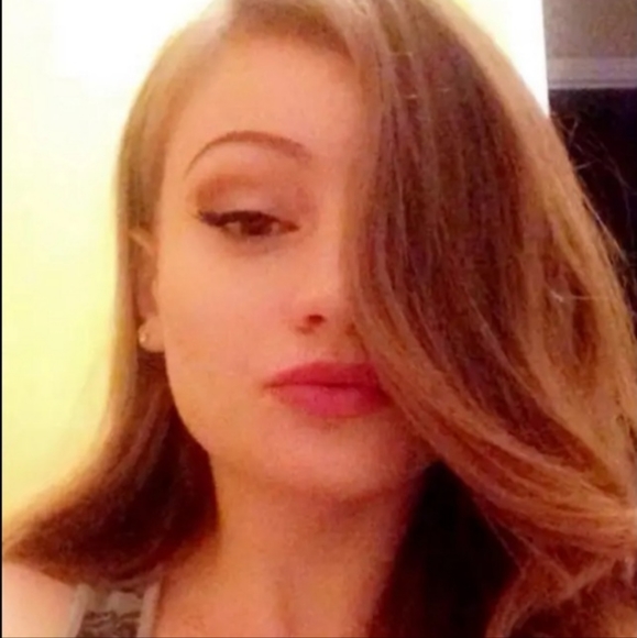 Meet your Posher, Consuala - Picture 3 of 3